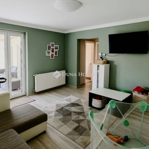 Eladó családi ház, Pilisen 79.99 M Ft, 3 szobás