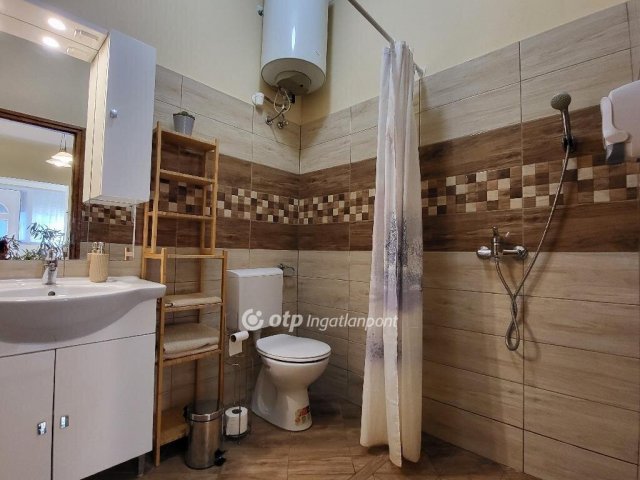 Eladó ikerház, Zamárdiban 217 M Ft, 7+1 szobás