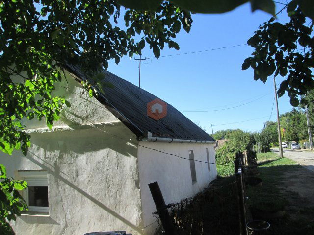 Eladó családi ház, Birjánon 10 M Ft, 2 szobás