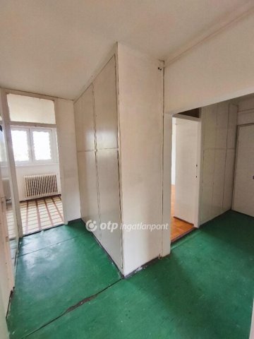 Eladó panellakás, Miskolcon 34 M Ft, 2 szobás