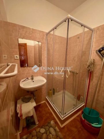 Eladó családi ház, Pellérden 110 M Ft, 2 szobás