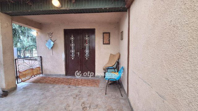 Eladó családi ház, Kaposváron 7.5 M Ft, 2 szobás