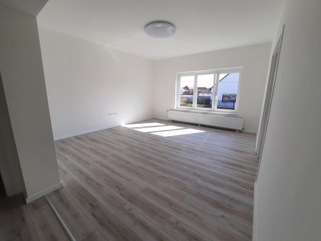 Eladó családi ház, Nagykőrösön 95 M Ft, 7+2 szobás