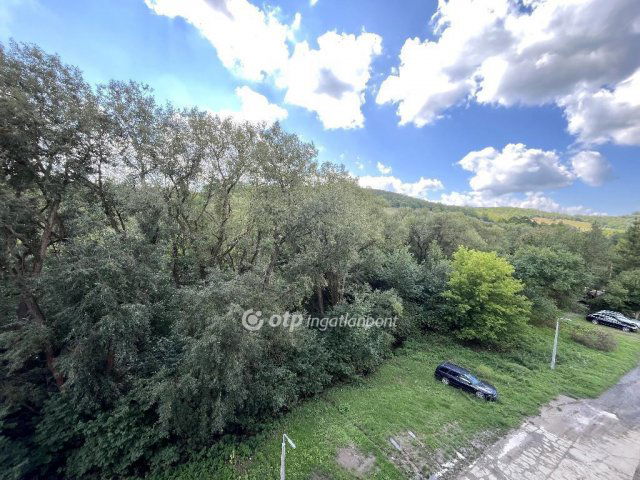 Eladó panellakás, Salgótarjánban 6.2 M Ft, 1 szobás