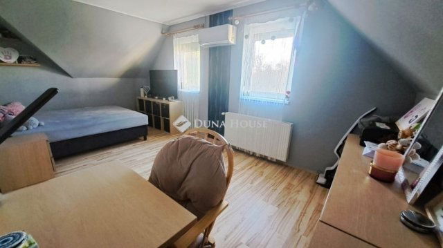 Eladó ikerház, Üllőn 125 M Ft, 5 szobás / költözzbe.hu