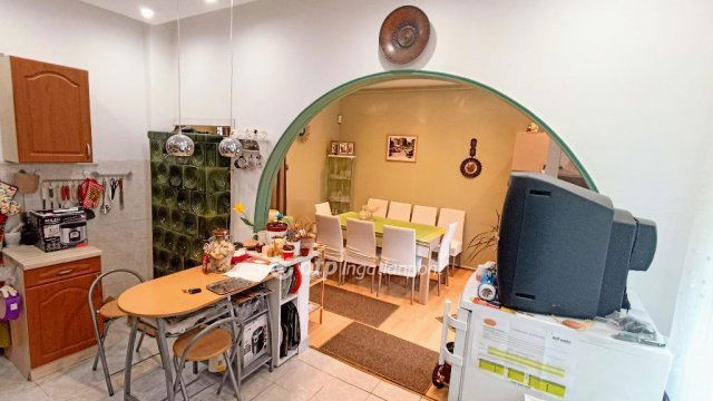 Eladó családi ház, Jászárokszálláson 126 M Ft, 5 szobás