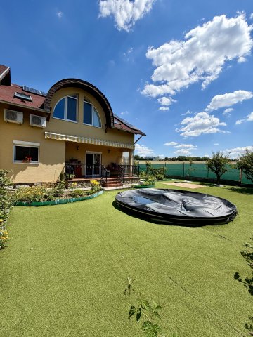 Eladó sorház, Budapesten, XVII. kerületben 149.8 M Ft, 4 szobás