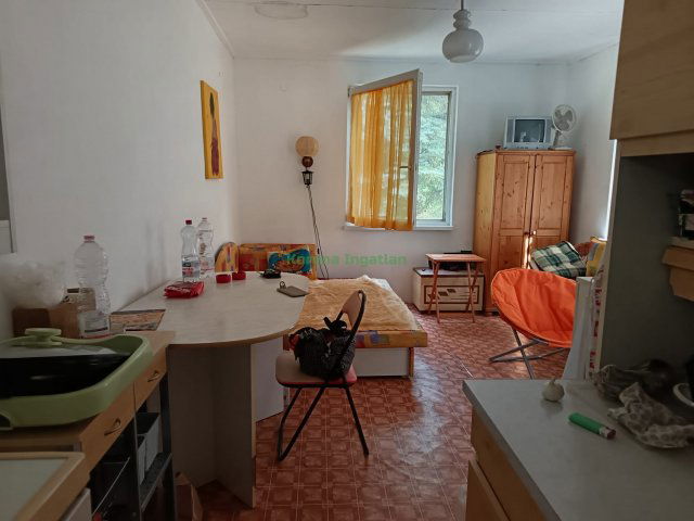Eladó családi ház, Nyíregyházán 16.3 M Ft, 2 szobás