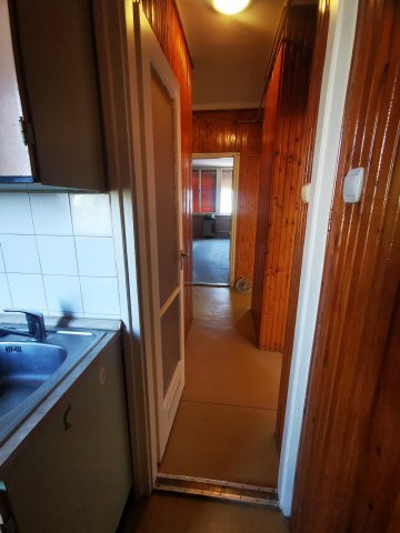 Eladó panellakás, Mezőtúron, Szabadság téren 23.99 M Ft