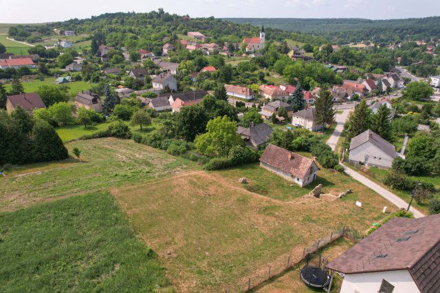 Eladó telek, Gyermelyen 25 M Ft / költözzbe.hu