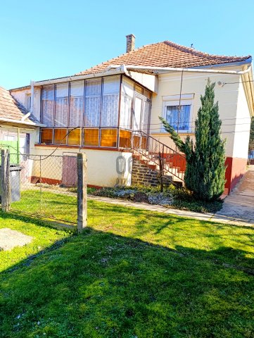 Eladó családi ház, Pacsán 42.9 M Ft, 2 szobás