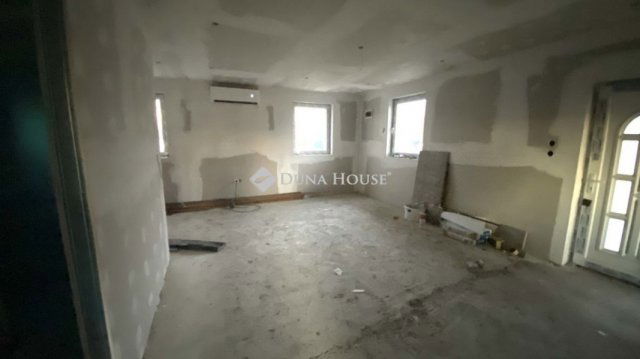 Eladó családi ház, Tápióbicskén 37.5 M Ft, 3 szobás