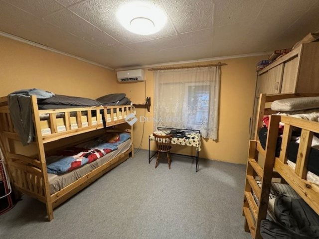 Eladó családi ház, Nagyvenyimen 39.5 M Ft, 3 szobás