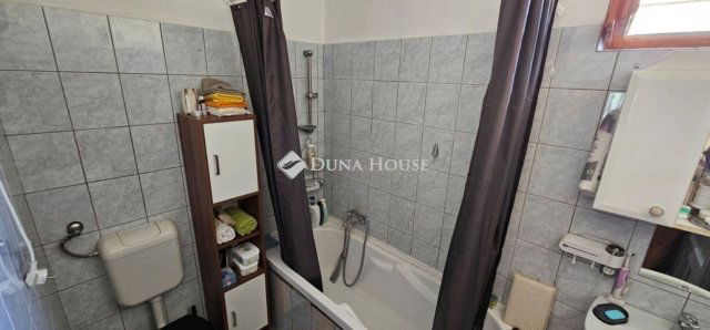 Eladó családi ház, Tápiószecsőn 44.5 M Ft, 3 szobás