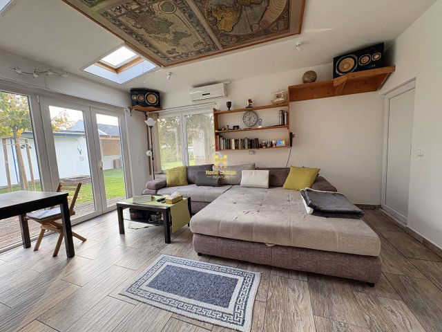 Eladó családi ház, XXI. kerületben, Szentmiklósi úton