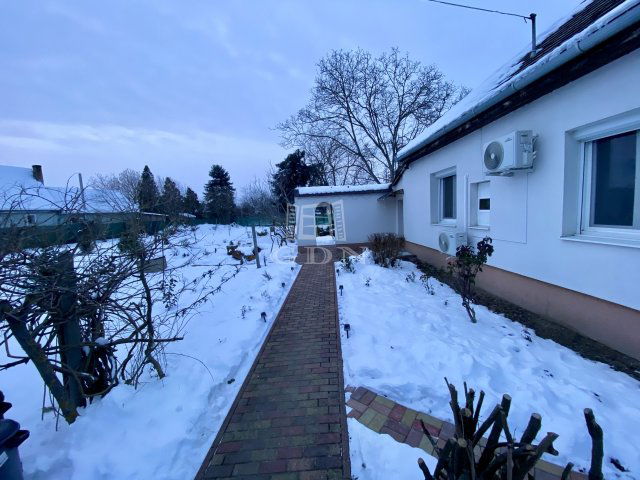 Eladó családi ház, Ráckevén 74.9 M Ft, 3 szobás