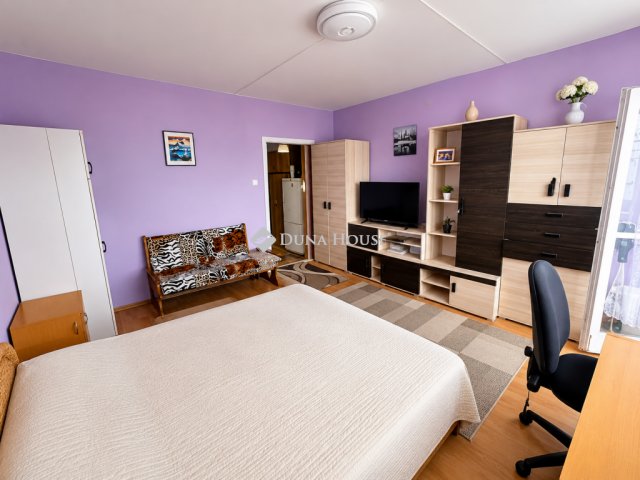 Eladó panellakás, Budapesten, XIX. kerületben, Kazinczy utcában
