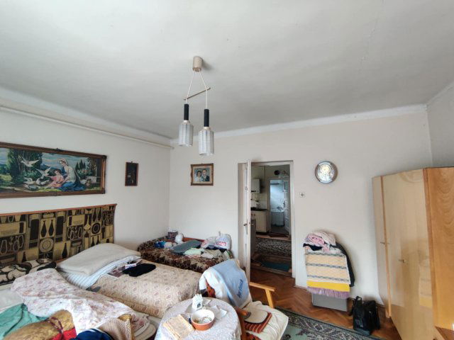 Eladó családi ház, Nyergesújfaluban 49.99 M Ft, 2 szobás