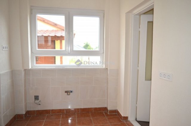 Eladó családi ház, Debrecenben 52 M Ft, 2 szobás