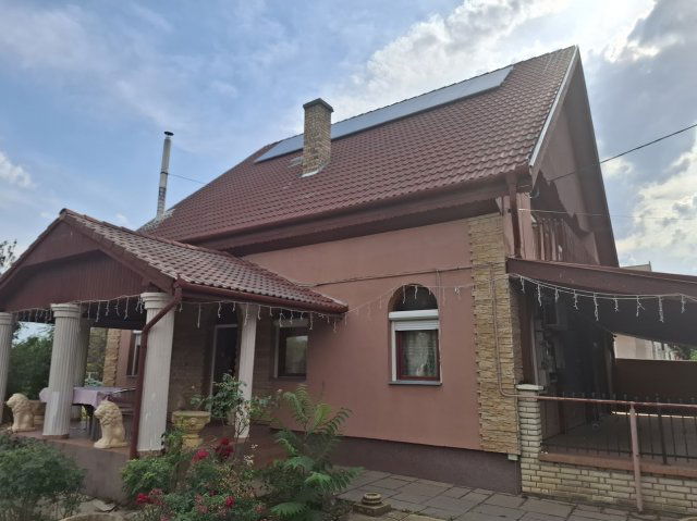 Eladó családi ház, Hajdúszováton 41.5 M Ft, 5 szobás