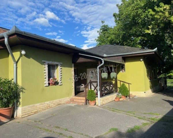 Eladó családi ház, Pilisen 78.8 M Ft, 3 szobás