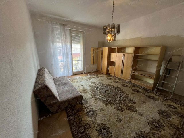 Eladó téglalakás, Kecskeméten 37 M Ft, 1 szobás