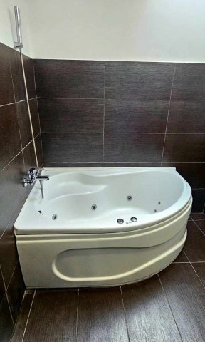 Eladó téglalakás, Szegeden, Ács utcában 81.9 M Ft, 4 szobás