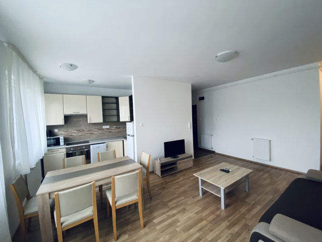 Eladó téglalakás, Debrecenben 95 M Ft, 3 szobás