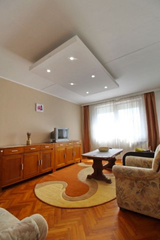 Kiadó panellakás, albérlet, Debrecenben 320 E Ft / hó, 4 szobás