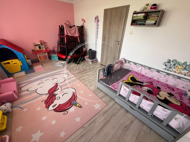 Eladó ikerház, Kozármislenyen, Alkotmány téren 115 M Ft