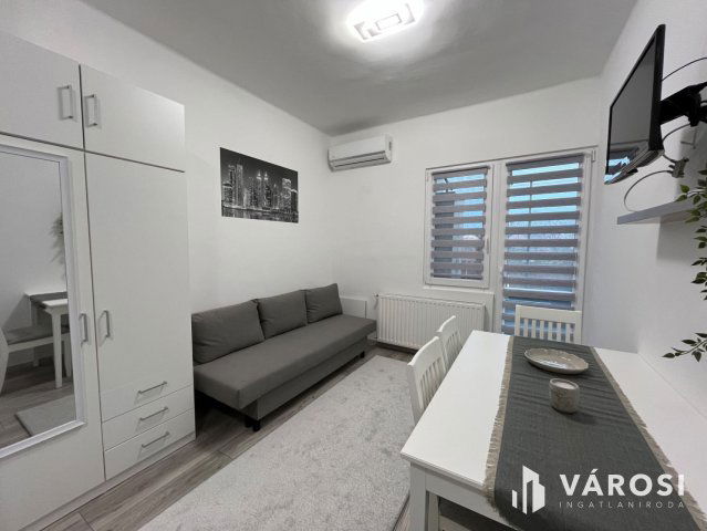 Kiadó téglalakás, albérlet, Hajdúszoboszlón 250 E Ft / hó