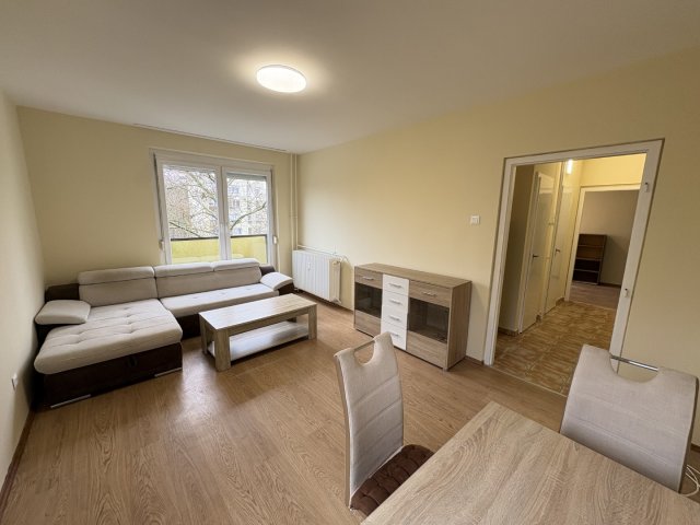 Kiadó téglalakás, albérlet, Kaposváron 140 E Ft / hó, 2 szobás