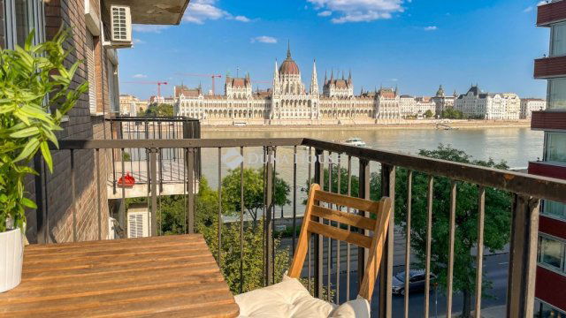 Kiadó téglalakás, albérlet, II. kerületben, Fő utcában