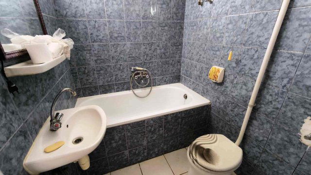 Kiadó családi ház, albérlet, Debrecenben, Sólyom utcában