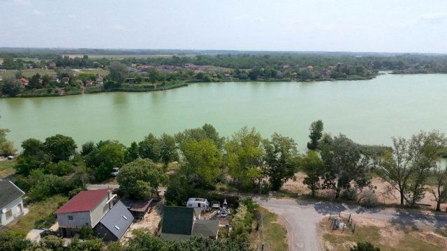 Eladó családi ház, Délegyházán 49.899 M Ft, 4 szobás