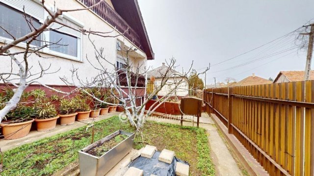 Eladó családi ház, Nagykállóban 65 M Ft, 4 szobás