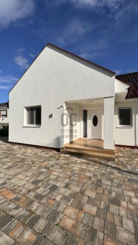 Eladó családi ház, Vonyarcvashegyen 215.05 M Ft, 5 szobás