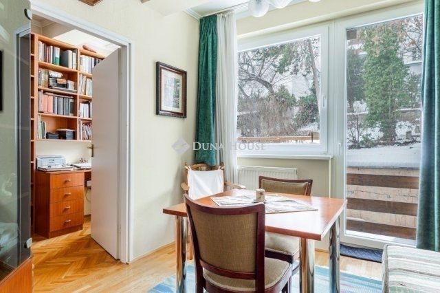 Eladó téglalakás, Budapesten, II. kerületben 135 M Ft, 3 szobás