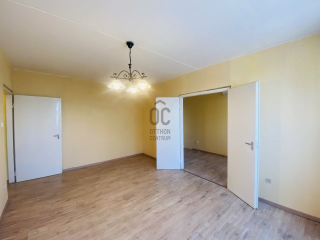 Eladó panellakás, Miskolcon 26.9 M Ft, 3 szobás