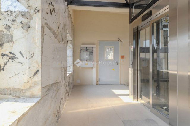 Eladó téglalakás, Budapesten, VI. kerületben 299.9 M Ft