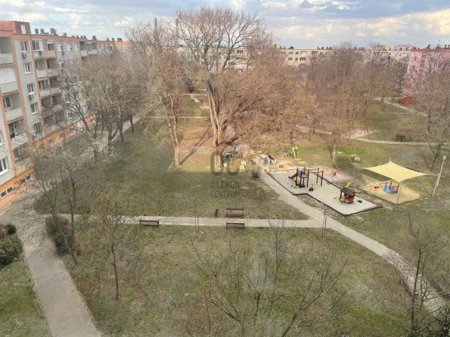 Eladó panellakás, Százhalombattán 59.9 M Ft, 2 szobás