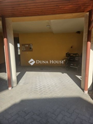 Eladó téglalakás, Gödön 84.5 M Ft, 2 szobás