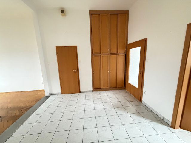 Kiadó téglalakás, albérlet, Szombathelyen 150 E Ft / hó