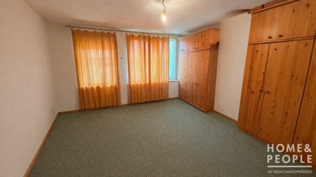 Eladó családi ház, Hódmezővásárhelyen 86 M Ft, 4 szobás