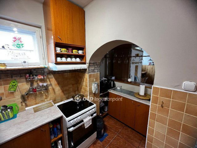 Eladó családi ház, Füzesabonyban 58 M Ft, 6 szobás
