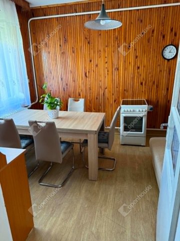 Eladó családi ház, Vaszaron 40 M Ft, 2 szobás