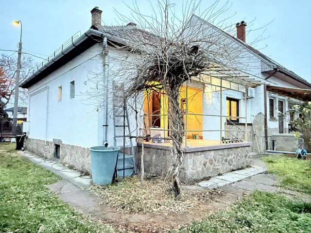 Eladó családi ház, Budapesten, XVI. kerületben 114 M Ft