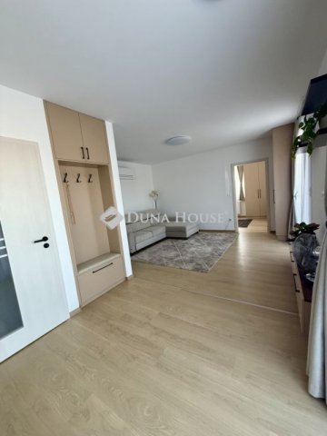 Kiadó téglalakás, albérlet, Herenden 270 E Ft / hó, 2 szobás