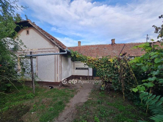 Eladó családi ház, Hajdúhadházon 12.9 M Ft, 2 szobás