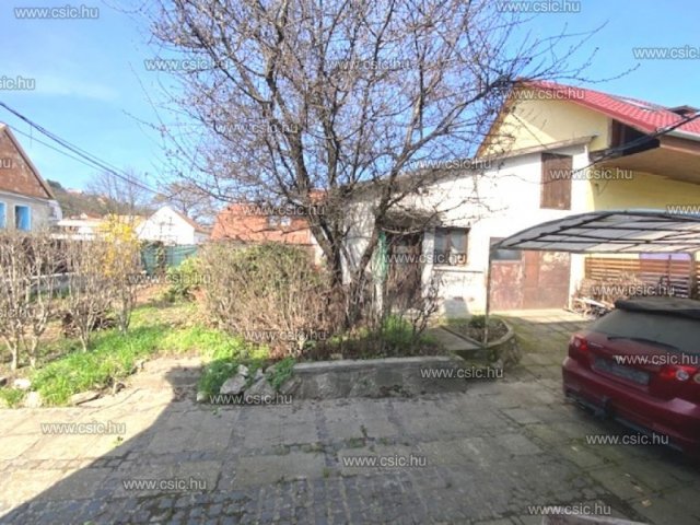 Eladó családi ház, Budakalászon 84.3 M Ft, 2 szobás